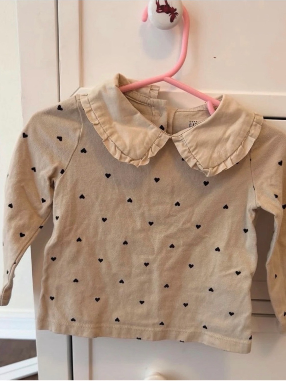 GAP Beige Long-Sleeve Top with Ruffled Peter Pan Collar and Black Heart Print